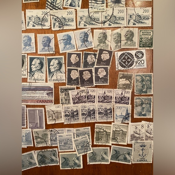 Vintage international & USA Postal Stamps - over 100 postmarked. Grays/neutral#2 - Picture 5 of 7